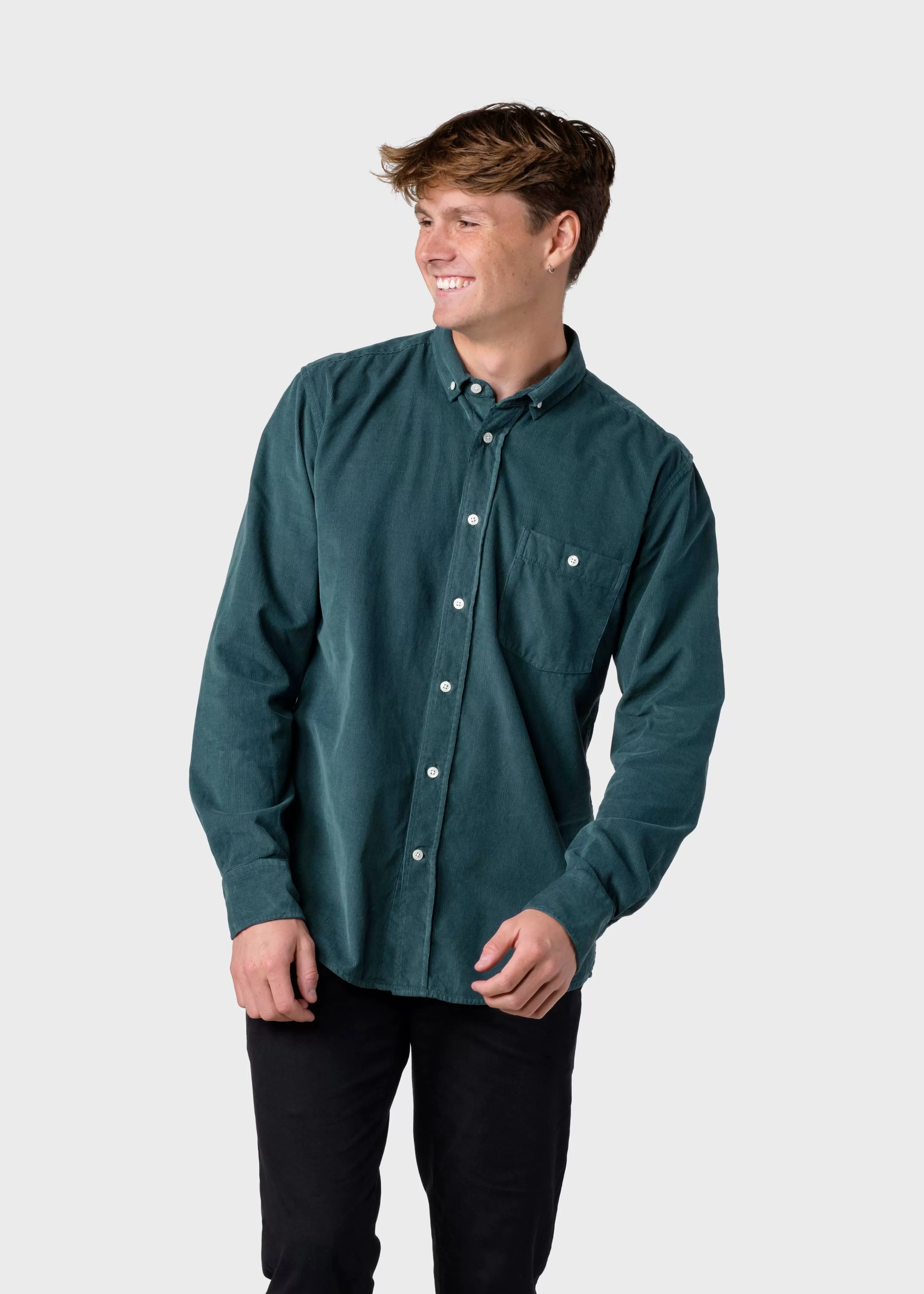 Klitmoller Collective Shirts*Benjamin corduroy shirt - Moss Green