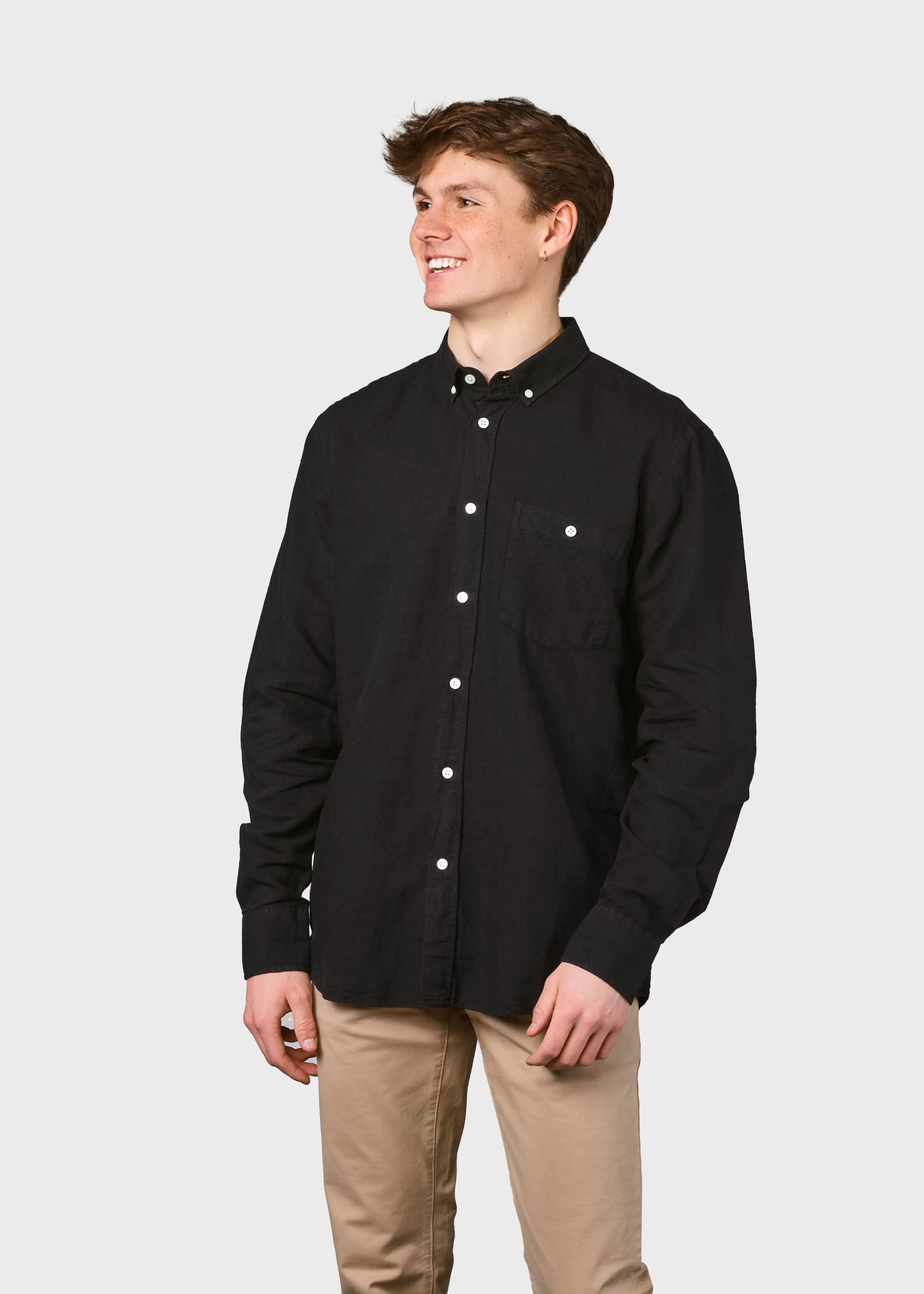 Klitmoller Collective Shirts*Benjamin linen shirt - Black