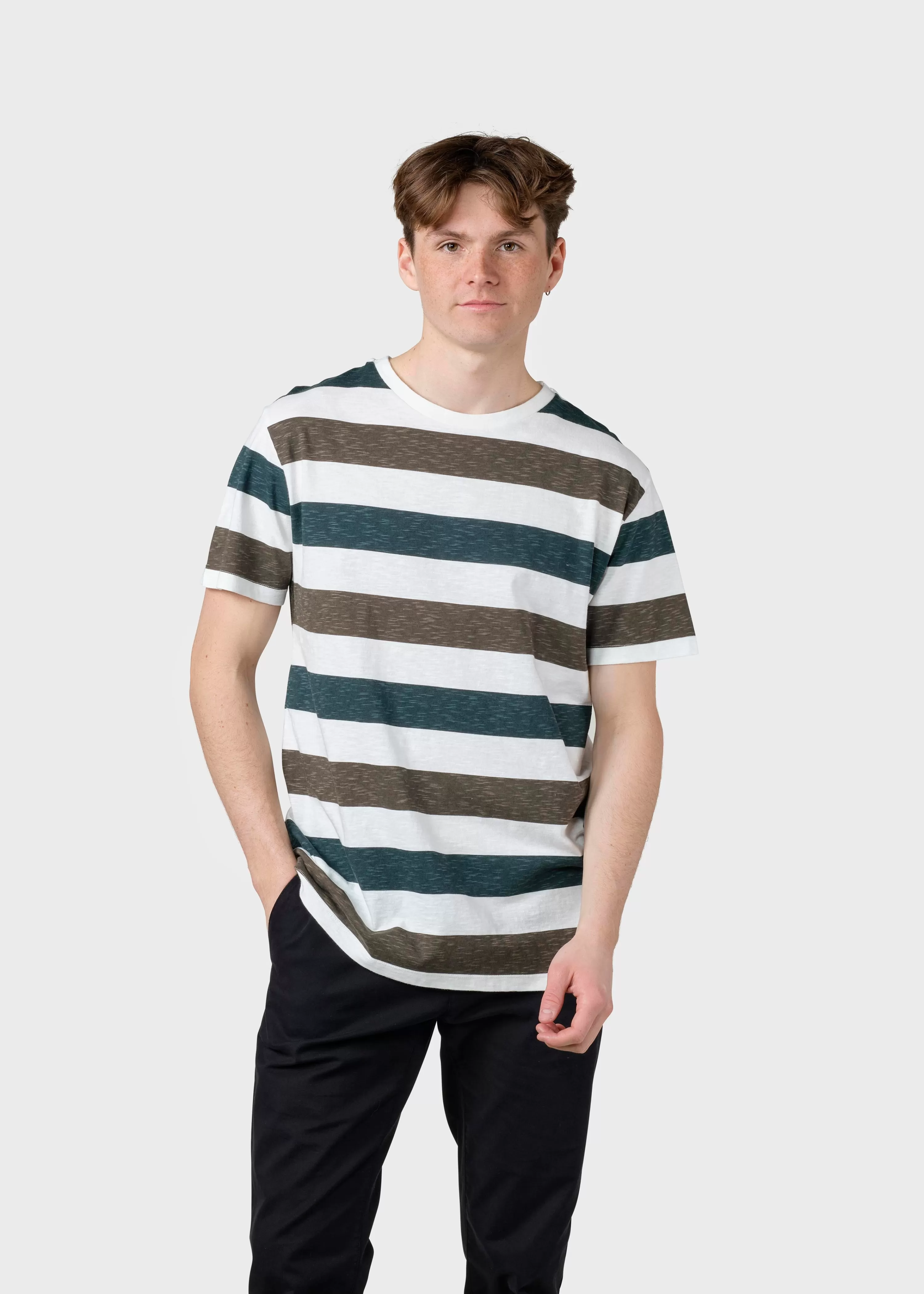 Klitmoller Collective T-shirts*George tee - Olive/moss green stripes