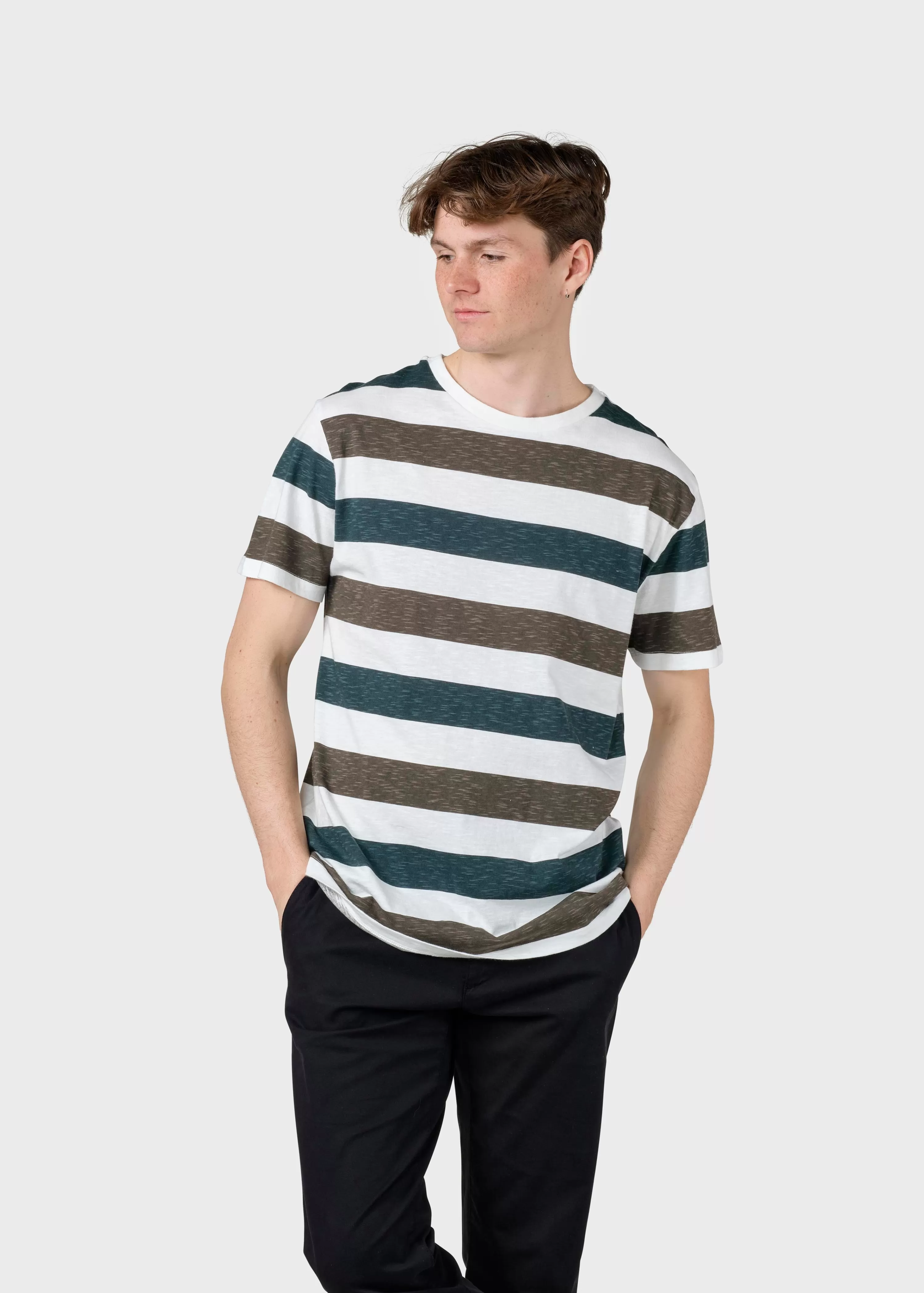 Klitmoller Collective T-shirts*George tee - Olive/moss green stripes