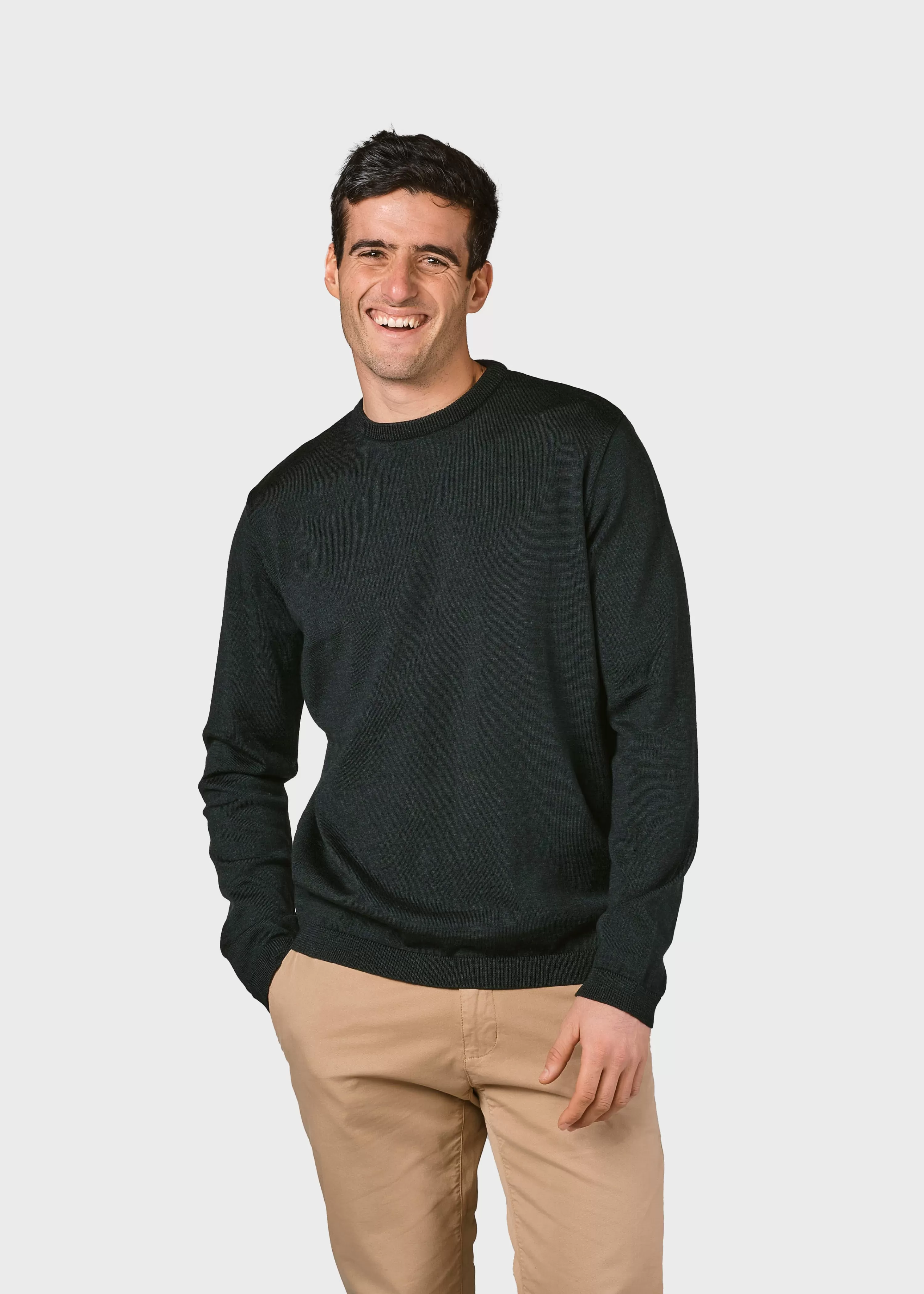 Klitmoller Collective Extrafine Merino wool*Mens basic merino knit - Olive