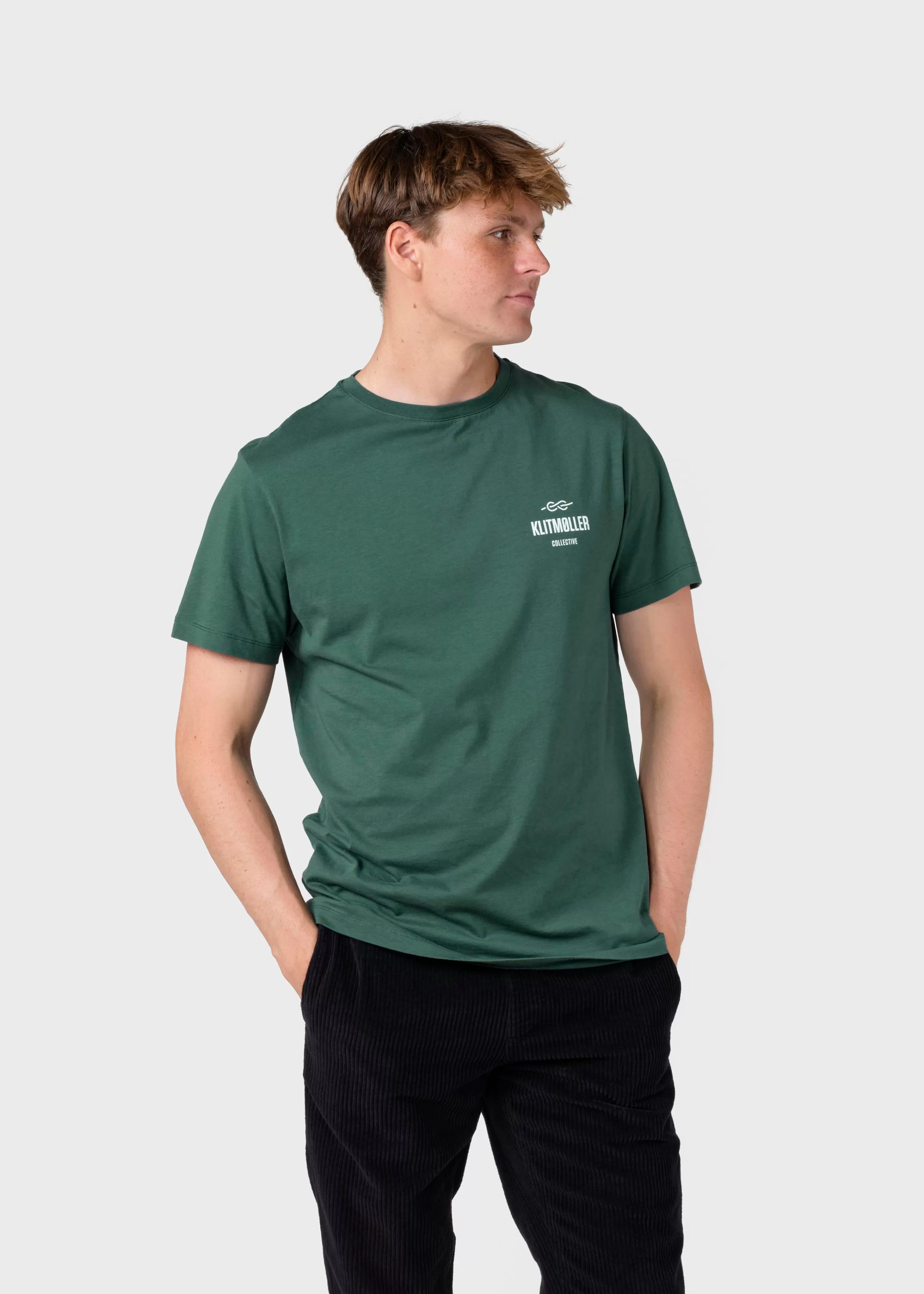 Klitmoller Collective T-shirts*Mens small logo tee - Moss Green