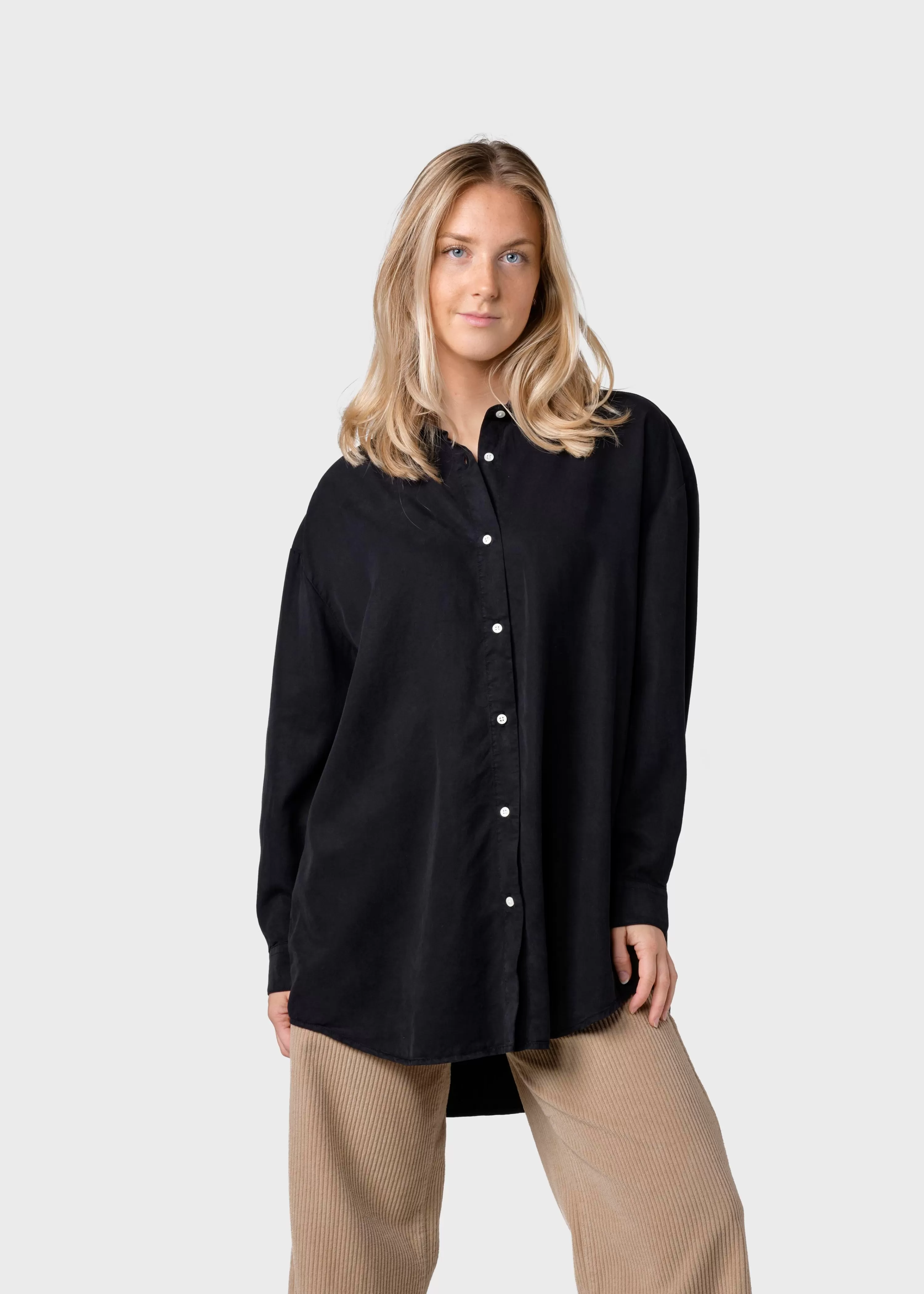 Klitmoller Collective Shirts*Ofelia lyocell shirt - Black