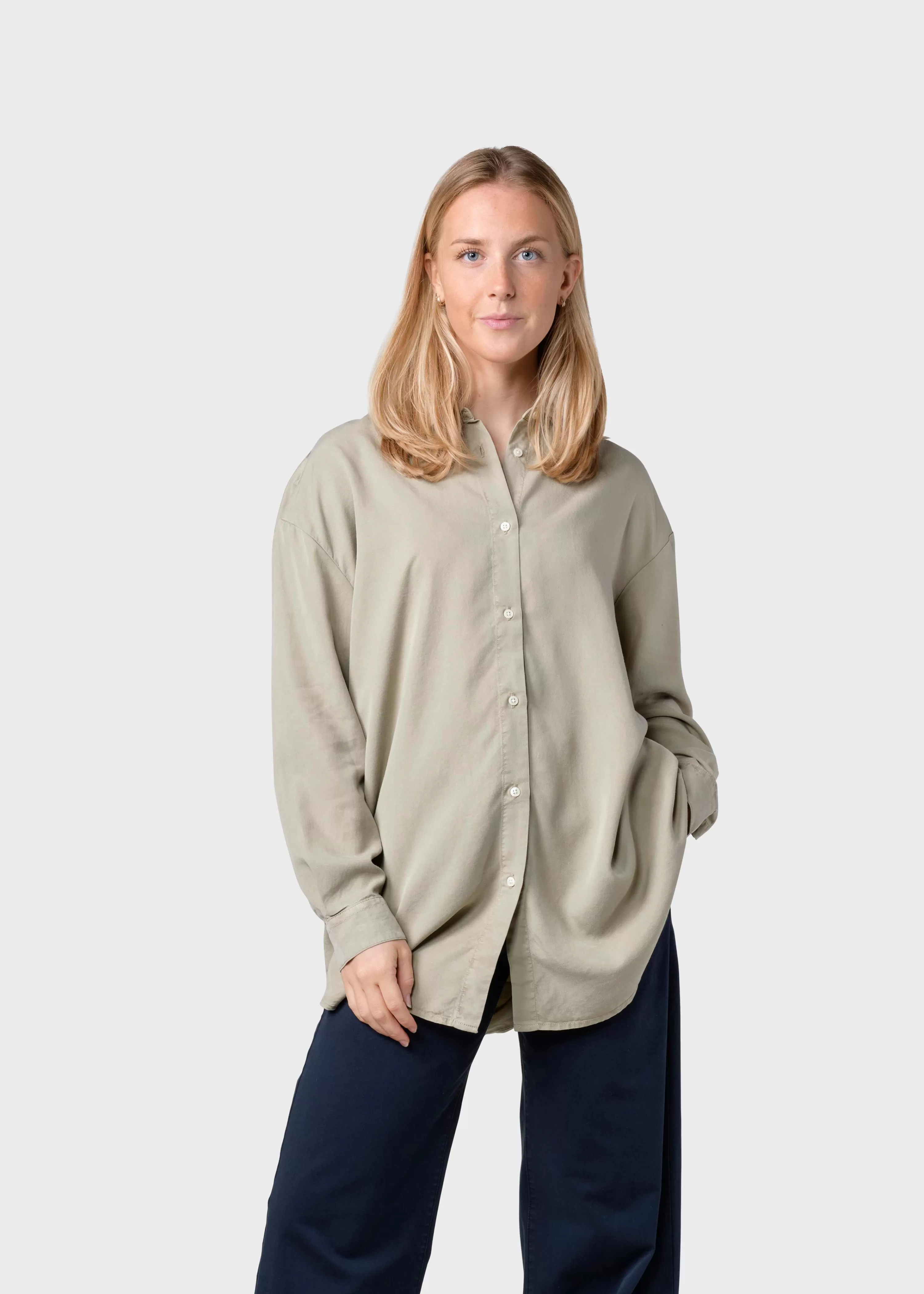 Klitmoller Collective Shirts*Ofelia lyocell shirt - Sand