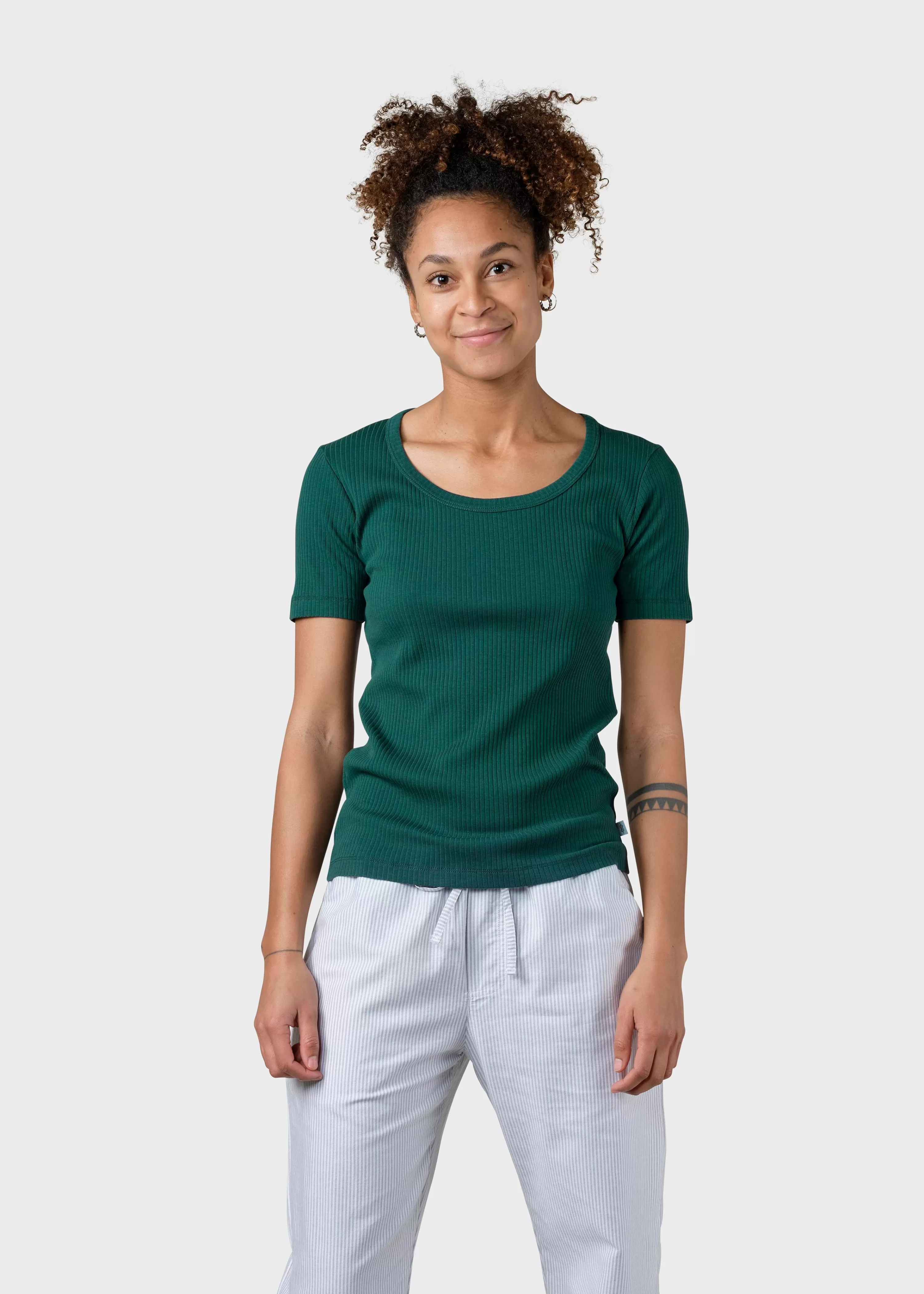 Klitmoller Collective Tees & Tops*Rib tee - Moss Green