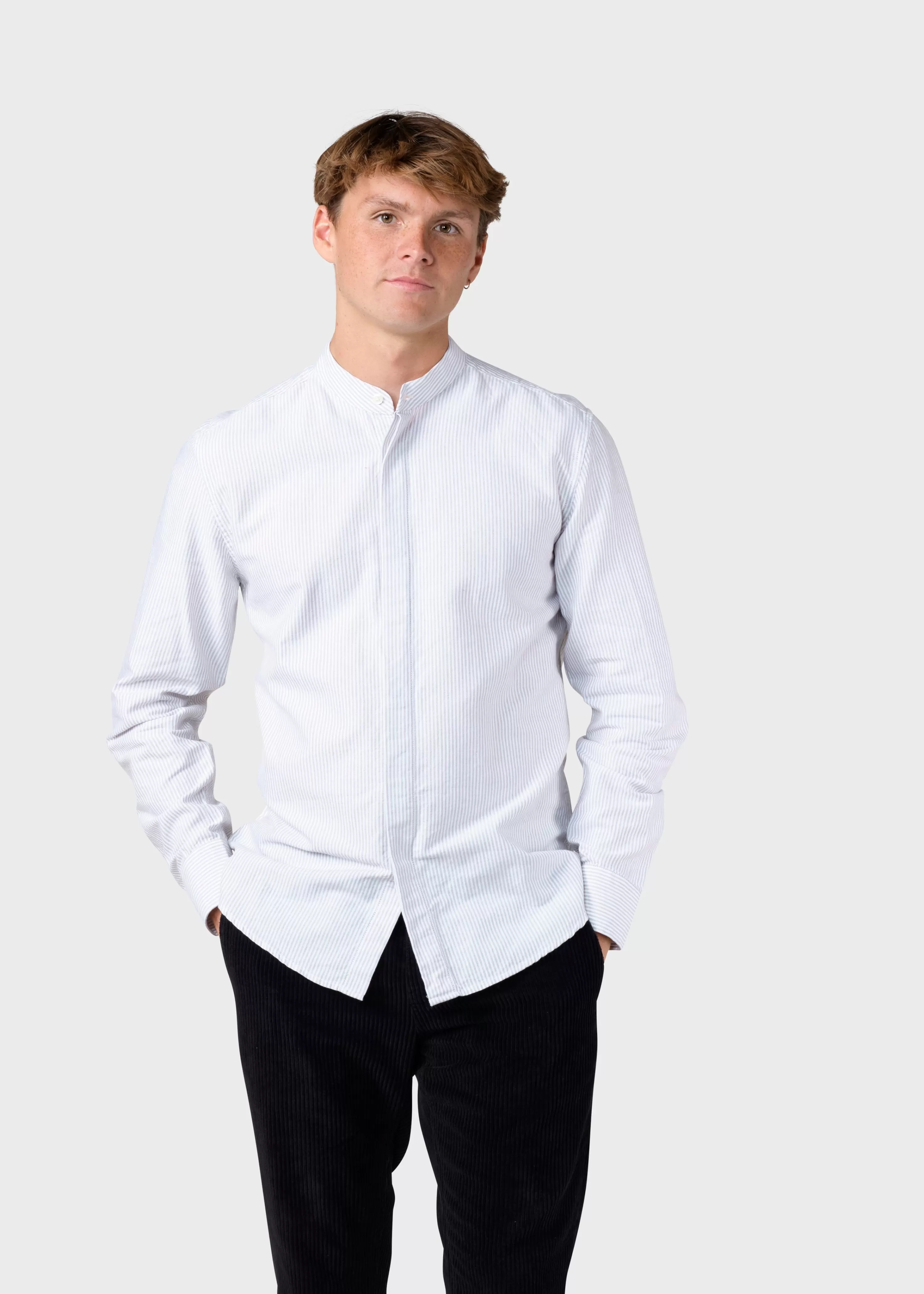 Klitmoller Collective Shirts*Simon striped shirt - White/sand