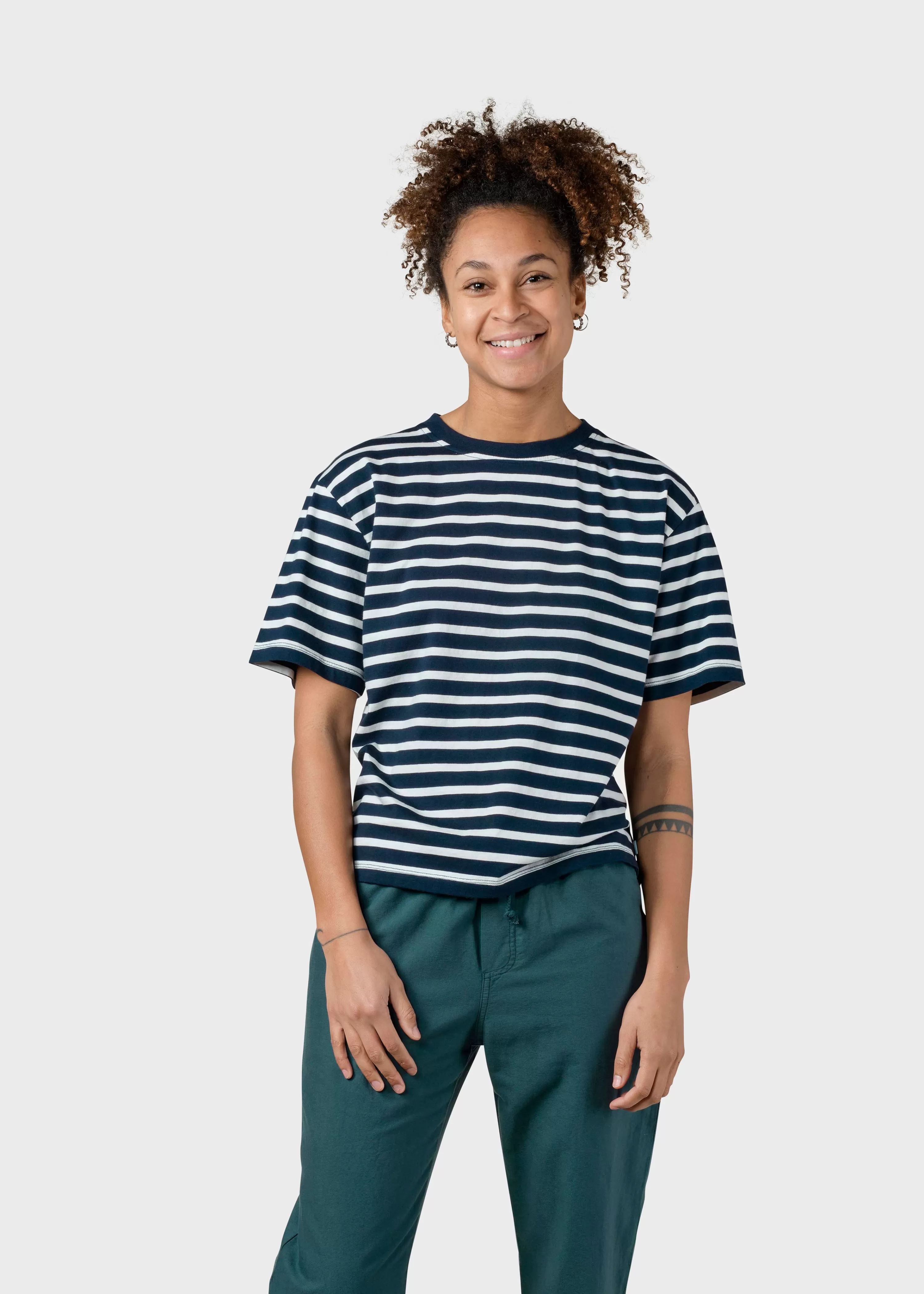 Klitmoller Collective Tees & Tops*Womens striped boxy tee - Navy/cream