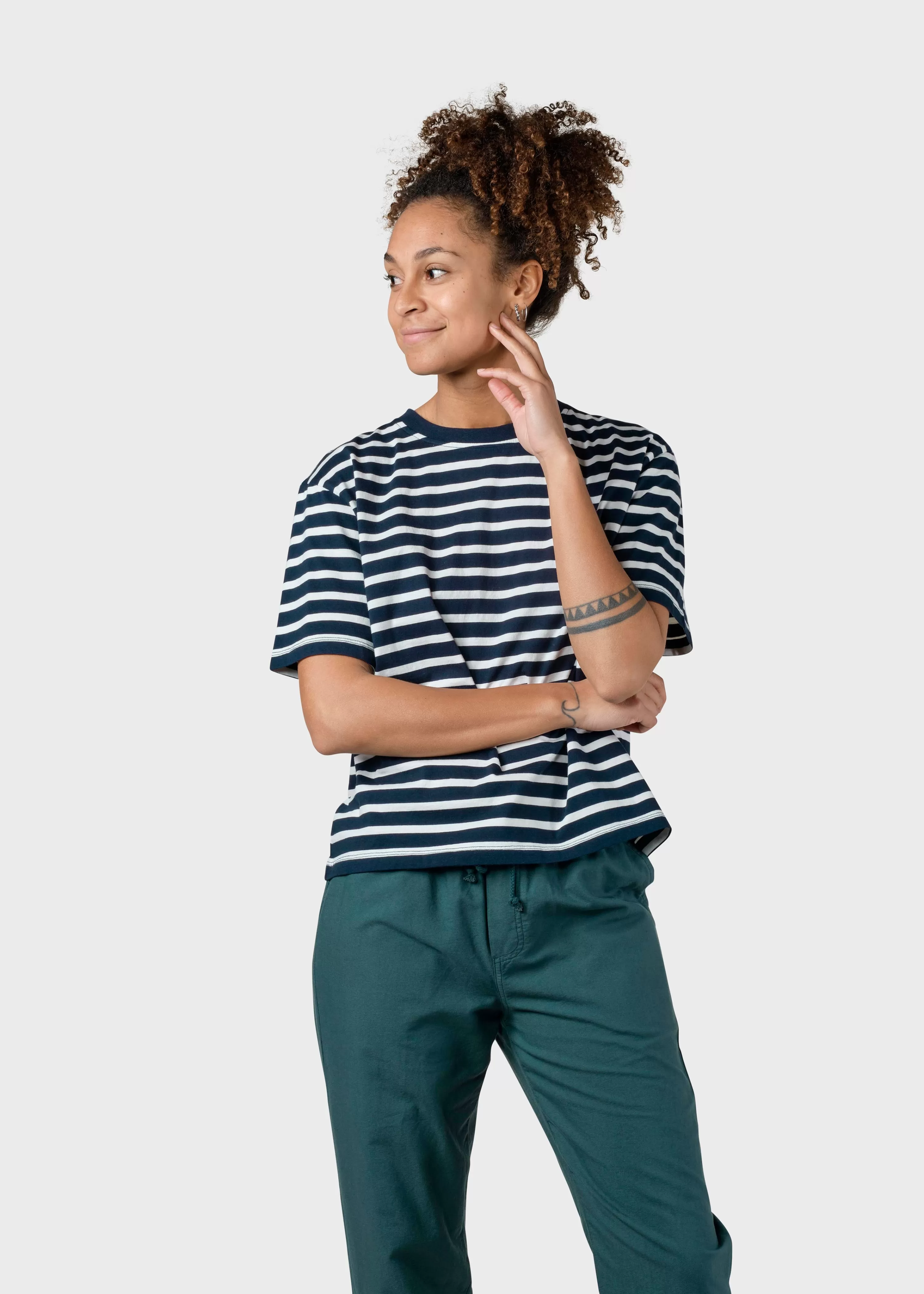 Klitmoller Collective Tees & Tops*Womens striped boxy tee - Navy/cream